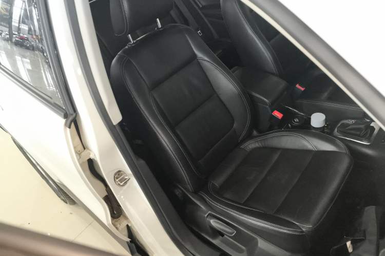 Used Volkswagen Tiguan 2017 300TSI Automatic Two-Wheel Drive Silk Road Comfort Edition
