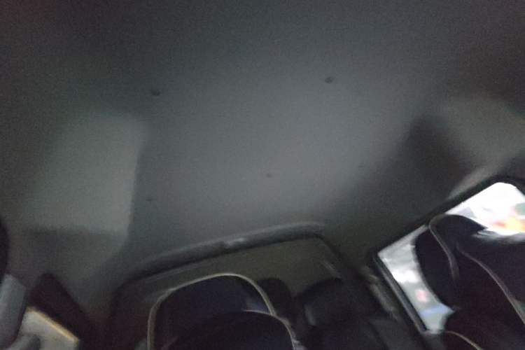 Used Jinbei New Hiace X30L 2021 1.5L Wealth Van Non-Air-Conditioned Version China VI Standard SWC15M
