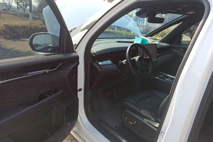 Used Zeekr 009 2022 WE Edition
