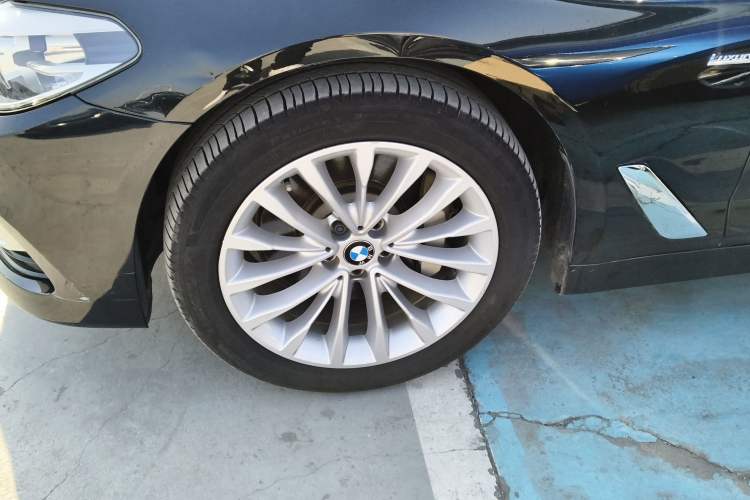 Used BMW 5 Series 2018 530Li Leading Edition Luxury Package