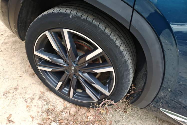 Used Geely Auto Monjaro L 2021 2.0TD DCT EVO Two-Wheel Drive Prestige Version
