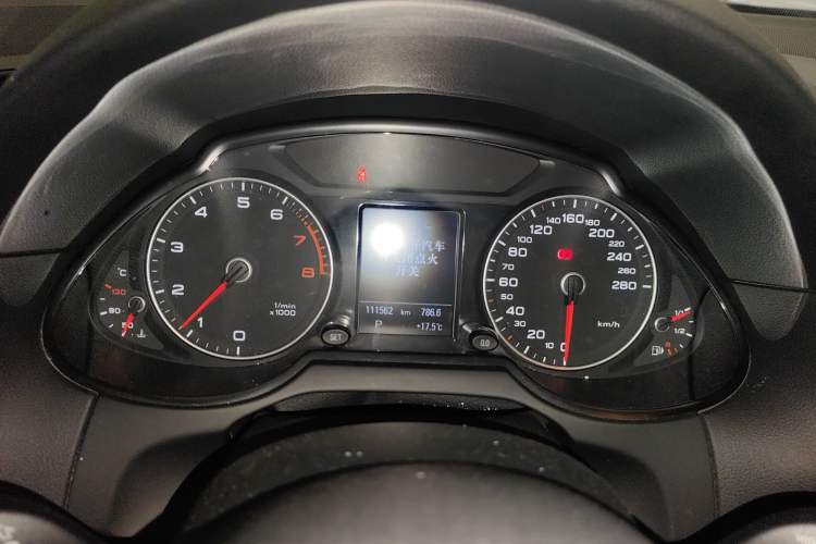 Used Audi Q5 2017 Plus 40 TFSI Technology Model