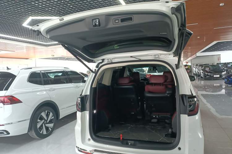 Used Honda Elysion 2022 2.0L eHEV Prestige Edition