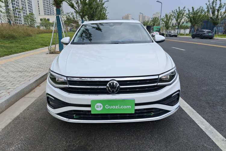 Used Volkswagen Bora 2024 300TSI DSG Prestige Edition
