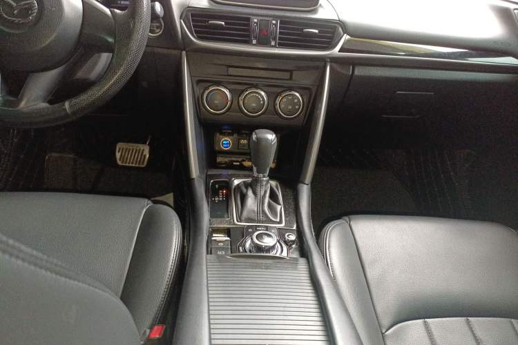 Used Mazda CX-4 2016 2.0L Automatic 2WD Blue Sky Dynamic Edition