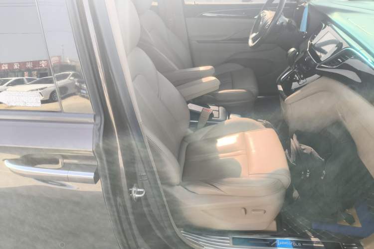 Used Buick GL8 2018 ES 28T Luxury Model China VI Standard
