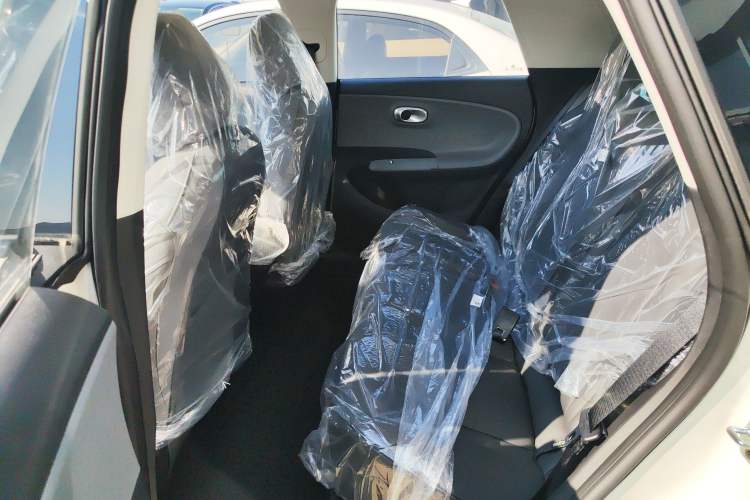 Used Dongfeng NAMMI 01 
