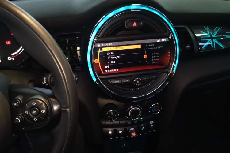 Used  MINI 2021 1.5T COOPER Classic Edition Five-Door Version
