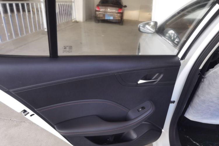 Used Roewe i5 2023 1.5L CVT Luxury Edition
