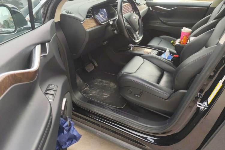 Used Tesla Model X 2016 X 75D
