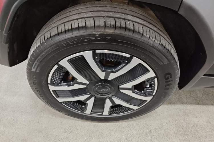 Used  03 2024 472km Four-Wheel Drive Long-Range Version
