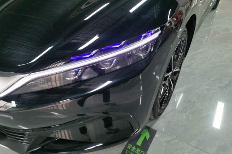 Used BYD Han 2024 EV Glory Edition 506KM Front-Wheel-Drive Premium Model