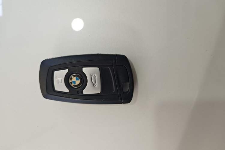 Used BMW 3 Series 2017 320Li Fashion Model
