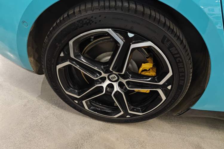 Used  SU7 2024 Four-Wheel Drive Ultra-Long Range Advanced Intelligent Driving Max Edition