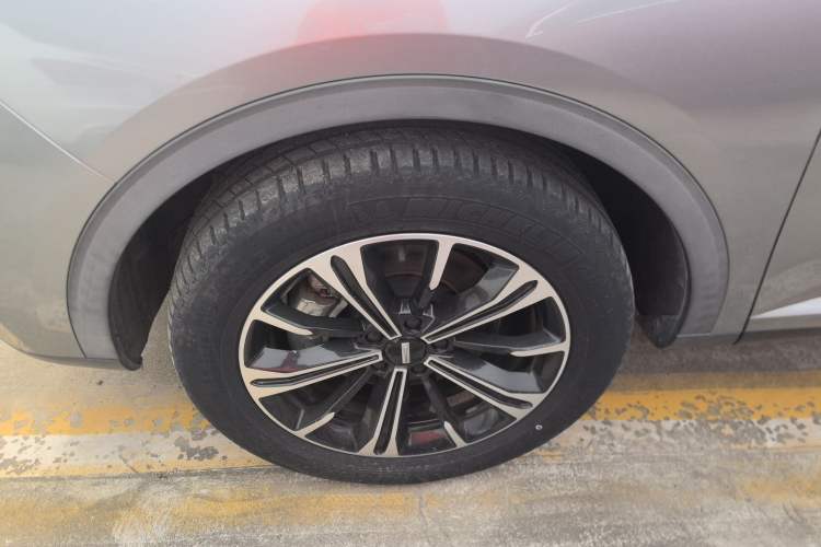 Used Wey VV6 2020 2.0T Two-Wheel Drive Smart Enjoyment+
