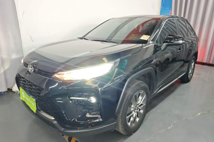 Used Toyota Wildlander 2022 2.0L CVT 4x4 Luxury PLUS Edition
