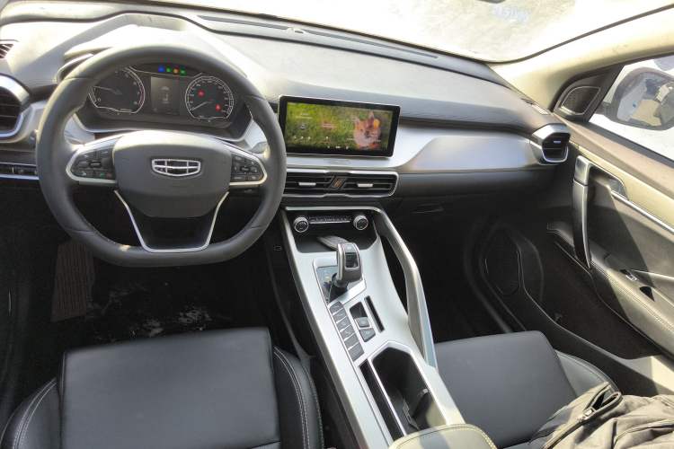 Used Geely Auto Coolray 2019 260T DCT Knight China VI Standard
