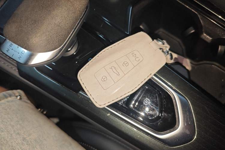 Used Geely Auto Monjaro L 2021 2.0TD DCT EVO Two-Wheel Drive Smart Luxury Version
