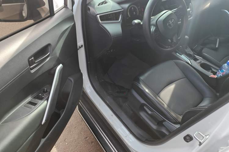 Used Toyota Corolla Cross 2024 2.0L Smart Electric Hybrid Dual-Engine Pioneer Edition