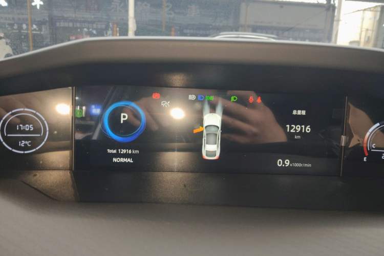 Used Changan UNI-V 2024 1.5T Prestige Sport Edition