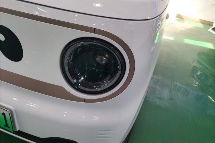 Used Geely Galaxy Panda 2023 Panda Mini 200km Endurance Bear
