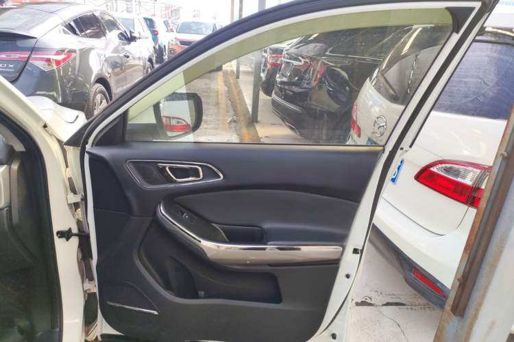 Used Chery Tiggo 5x 2017 1.5T DCT Luxury Model
