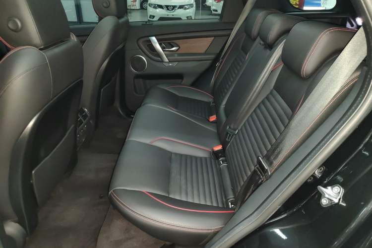 Used Land Rover Discovery Sport 2022 249 PS R-Dynamic SE Performance Tech Edition 5 Seats
