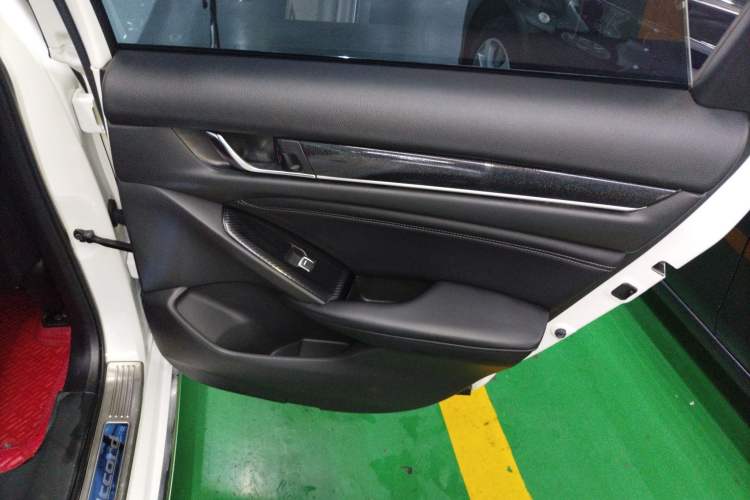 Used Honda Accord 2018 230TURBO Comfort Version National V
