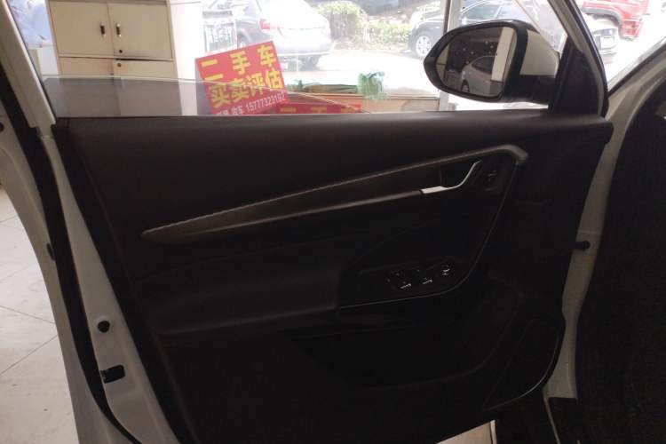 Used Dongfeng Aeolus AX7 2019 1.6T Automatic AI Navigation Model Enjoyment Version China VI Standard