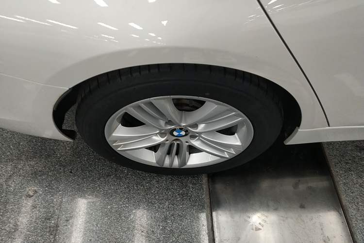 Used BMW 3 Series 2017 318i Fashion Model
