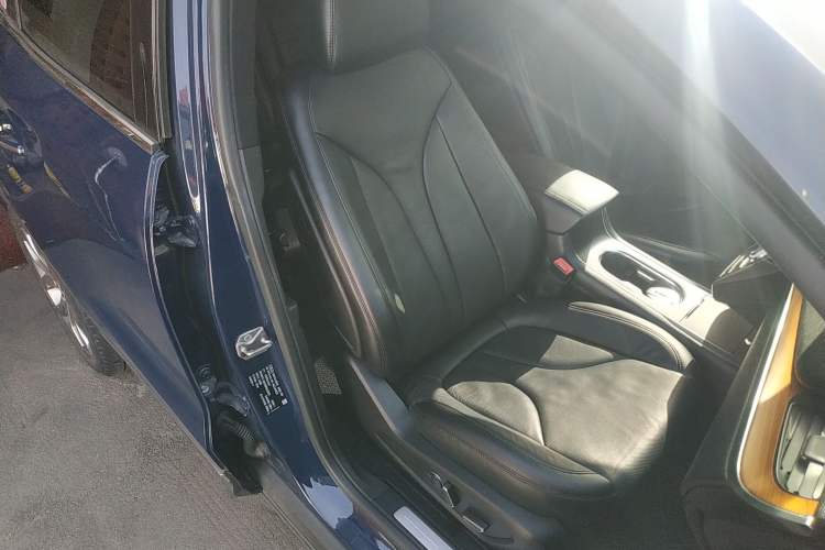 Used Lincoln MKC 2019 2.0T Four-Wheel Drive Luxury Edition China VI Standard
