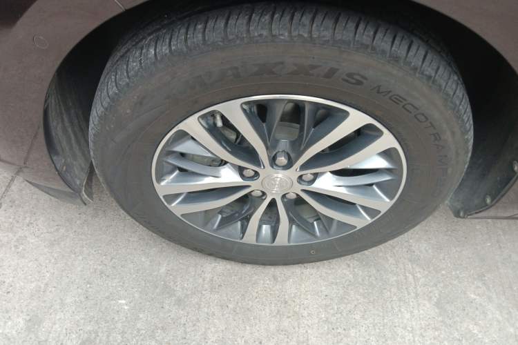 Used Buick GL8 2021 ES Landtrek 653T Luxury Model
