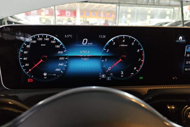 Used Mercedes-Benz A-Class 2020 Facelift A 180 L Sport Sedan Special Configuration
