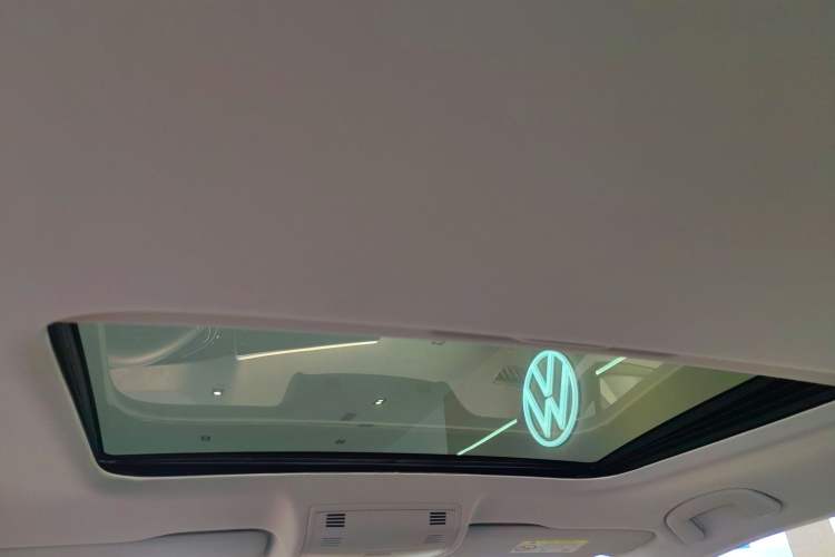 Used Volkswagen Bora 2023 300TSI DSG Prestige Edition
