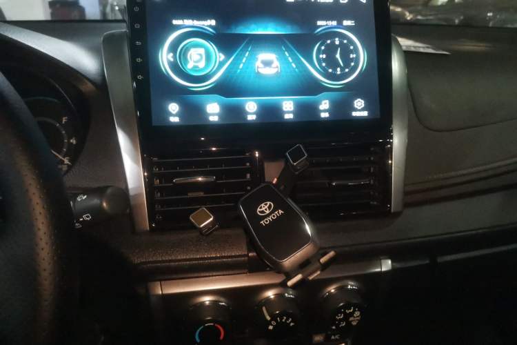 Used Toyota YARiS L 2015 1.5E Automatic Charm Edition