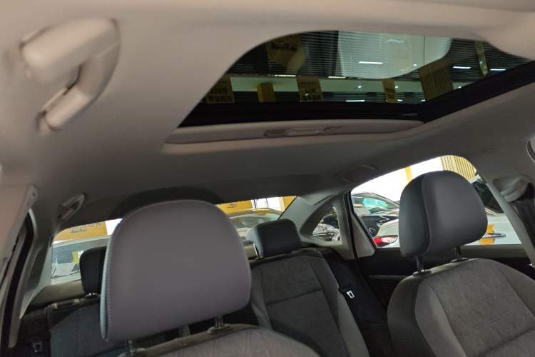 Used Volkswagen Lavida 2024 300TSI DSG Full-Comfort Edition