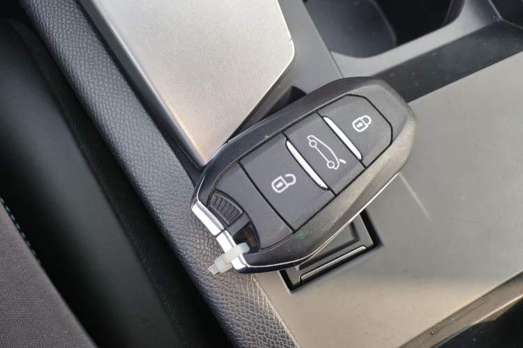 Used Peugeot 408X 2023 Gravity Edition
