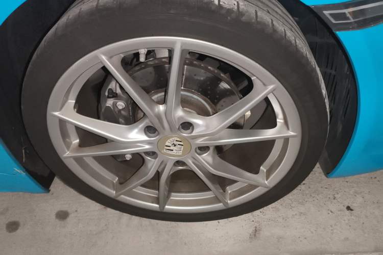 Used Porsche 718 2018 Cayman 2.0T
