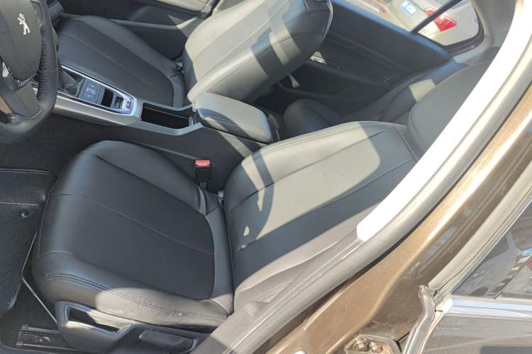 Used Peugeot 408 2014 1.8L Automatic Luxury Edition
