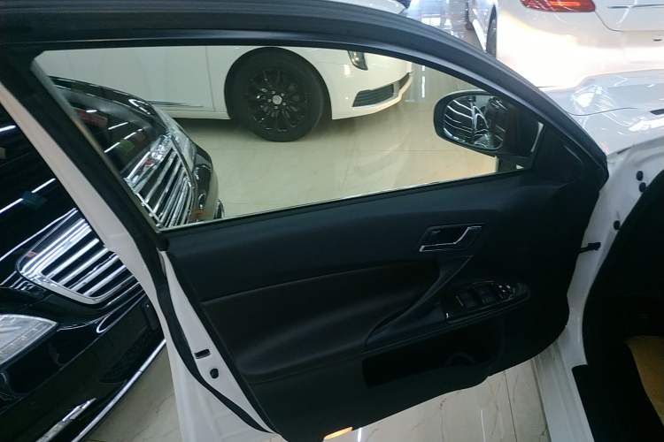 Used Toyota Reiz 2013 2.5V Elite Edition
