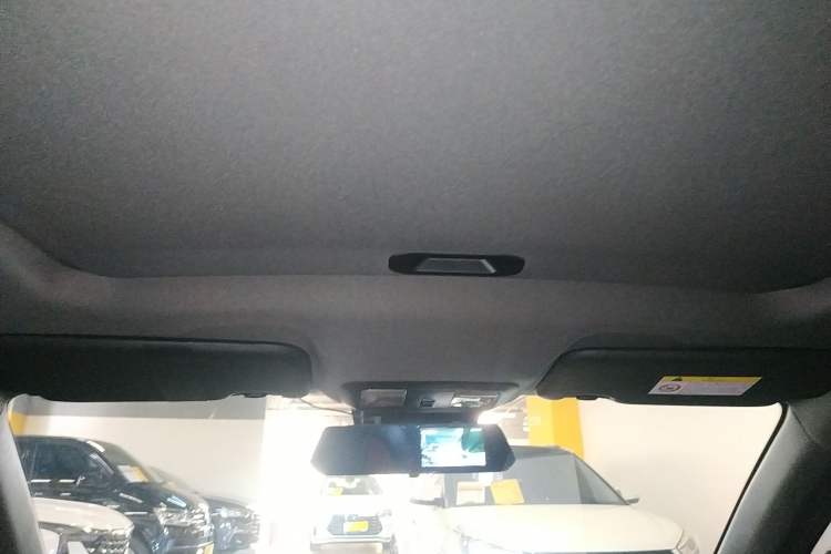 Used Dongfeng Aeolus Yixuan 2021 230T Automatic Hunter Edition