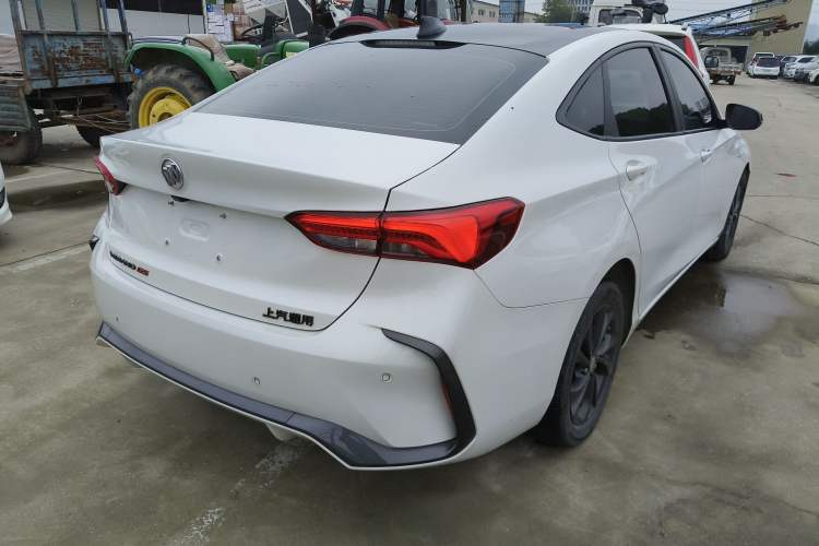 Used Buick Verano 2023 Pro GS Hunter Wind Edition
