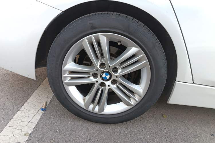 Used BMW 3 Series 2017 320Li Fashion Model
