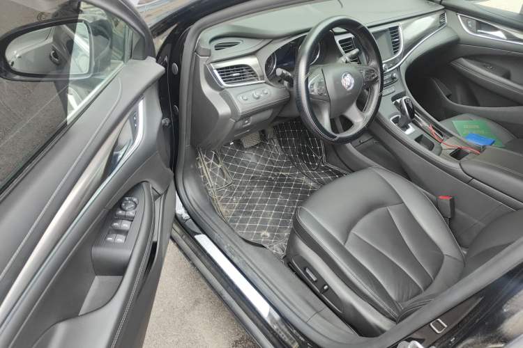 Used Buick LaCrosse 2021 652T Luxury Model
