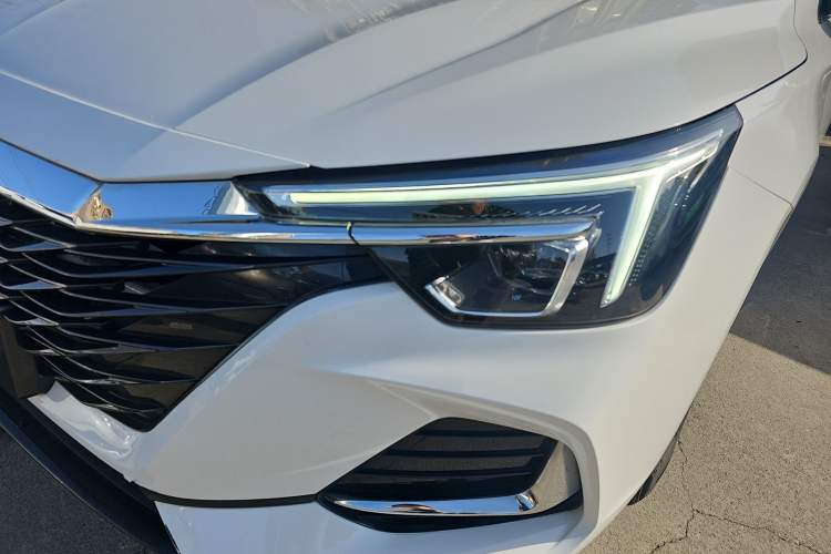 Used Roewe i6 MAX New Energy 2023 EV 420 Skyroof Special Edition
