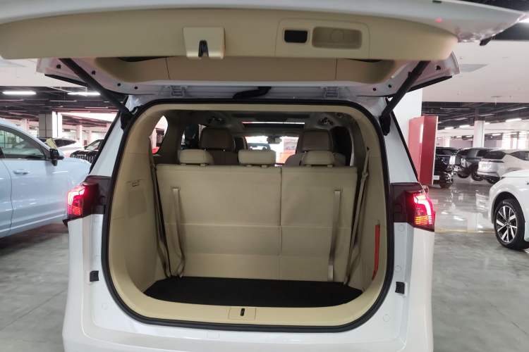 Used Buick GL8 New Energy 2025 Lu Shang Smart Enjoyment Edition 7-Seater
