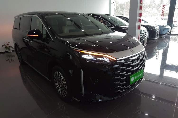 Used BYD Xia 2025 DM-i 1.5T 180km Beyond Edition