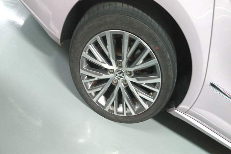 Used Volkswagen FAW-Volkswagen CC 2015 2.0 TSI Ultimate Model
