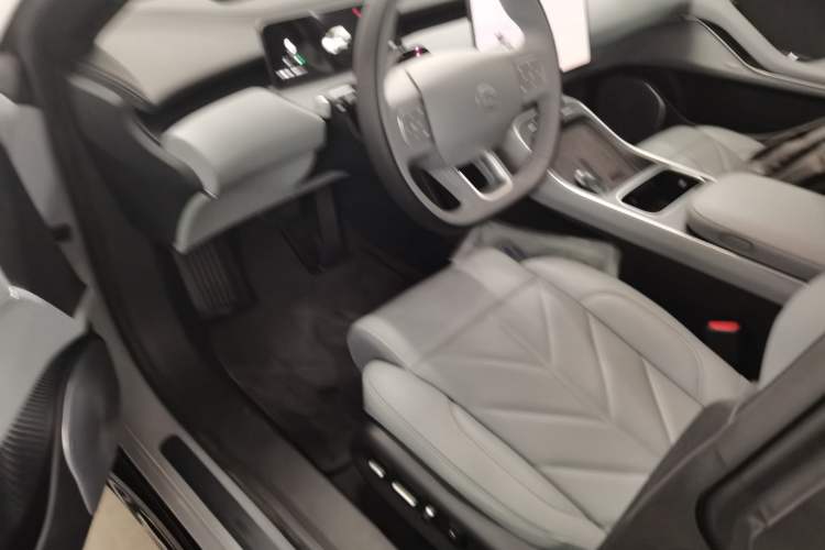 Used Nio ET5T 2025 75 kWh Touring
