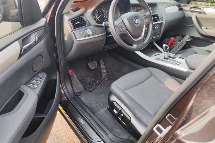 Used BMW X3 2014 xDrive20i Leading Model
